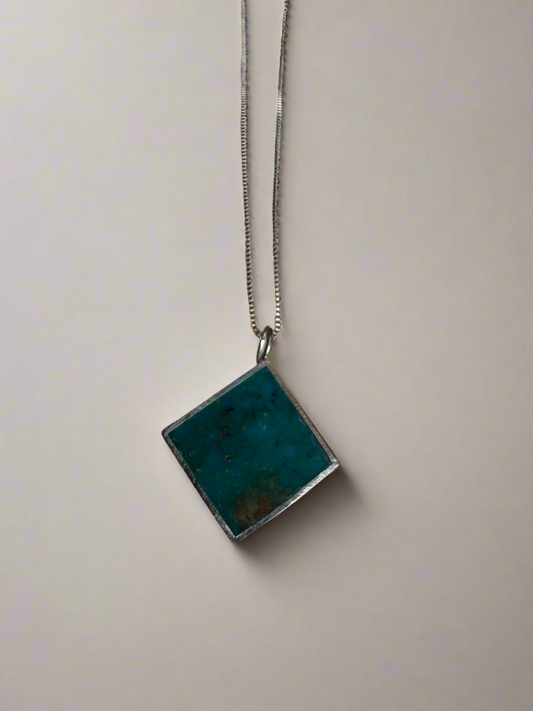 Leaning Mesa Necklace |Silver | Patagonia Turquoise